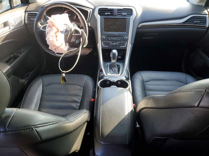 Photo 8 from auction – 2016 FORD FUSION SE with VIN 3FA6P0HD1GR259884