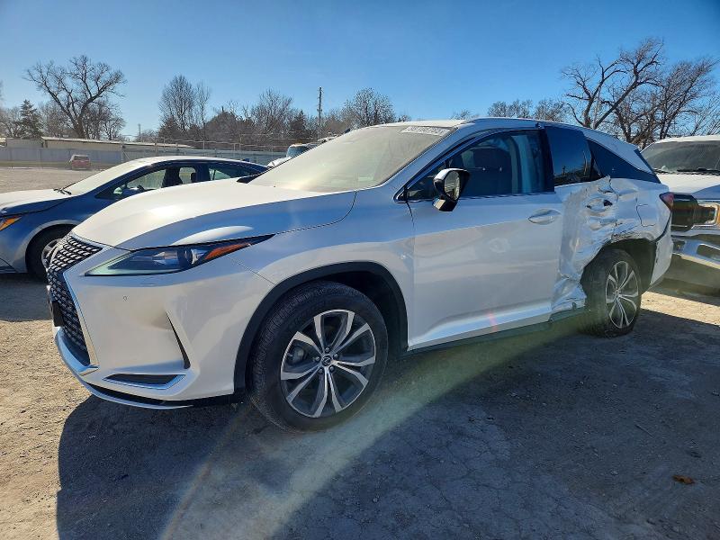 LEXUS RX 2022 with VIN JTJHZKFA7N2041738 - Photo from auction