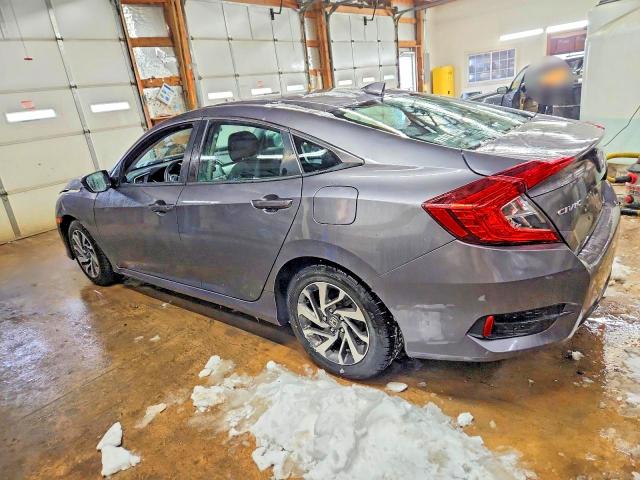 Photo 2 from auction – 2018 HONDA CIVIC EX with VIN 2HGFC2F79JH593048