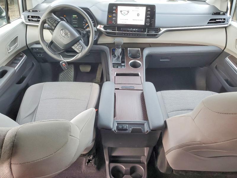 Photo 8 from auction – 2023 TOYOTA SIENNA LE with VIN 5TDKSKFC5PS101235