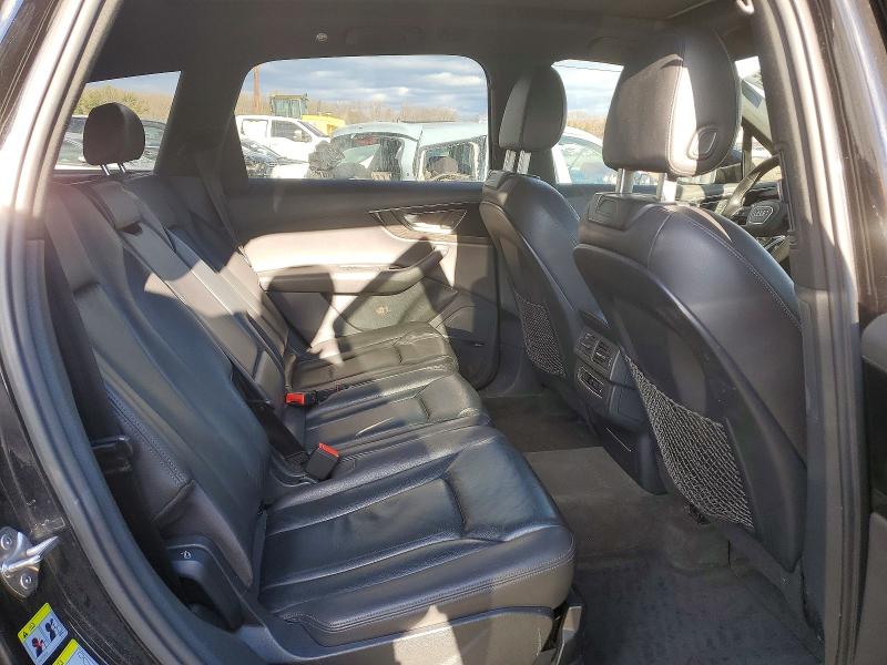 Photo 11 from auction – 2017 AUDI Q7 PREMIUM with VIN WA1LAAF77HD021575