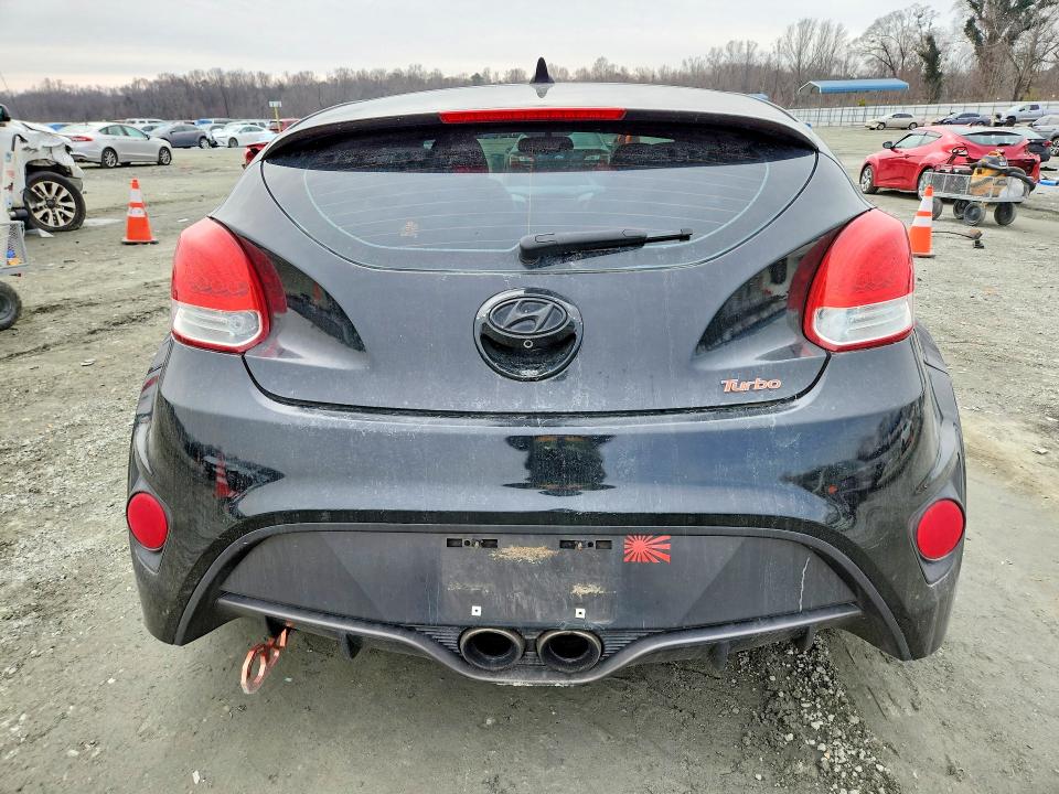 Photo 6 from auction – 2015 HYUNDAI VELOSTER T with VIN KMHTC6AE6FU239860