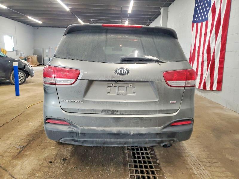 Photo 6 from auction – 2017 KIA SORENTO LX with VIN 5XYPGDA32HG294825