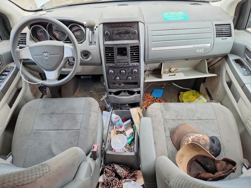 Photo 8 from auction – 2010 DODGE GRAND CARAVAN with VIN 2D4RN4DE3AR126854