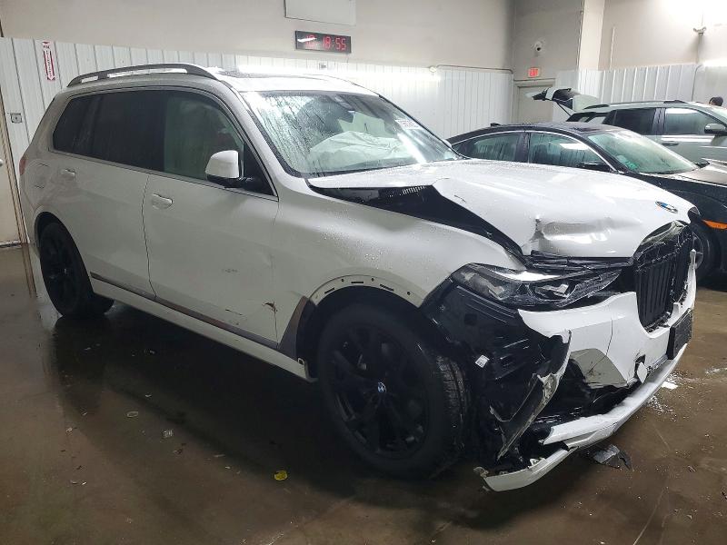 Photo 4 from auction – 2022 BMW X7 XDRIVE4 with VIN 5UXCW2C04N9L82652