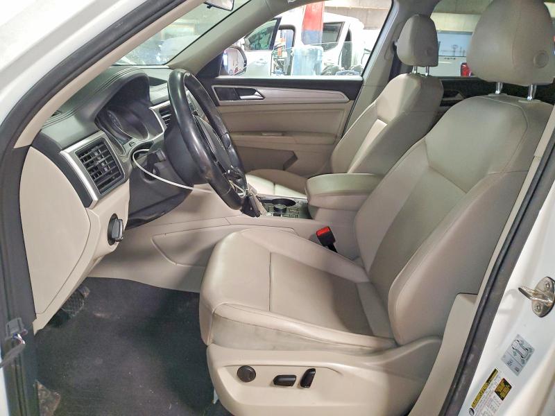 Photo 7 from auction – 2018 VOLKSWAGEN ATLAS with VIN 1V2KR2CA4JC534177