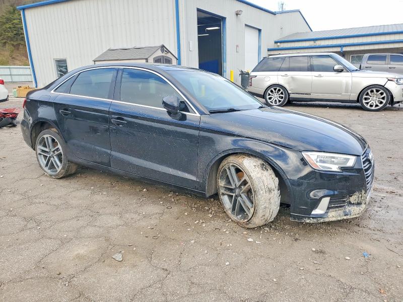 Photo 4 from auction – 2019 AUDI A3 with VIN WAUAUGFF1K1010415