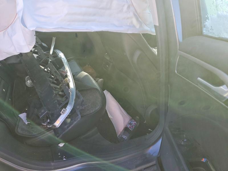 Photo 10 from auction – 2014 FORD FUSION SE with VIN 3FA6P0HD1ER353549