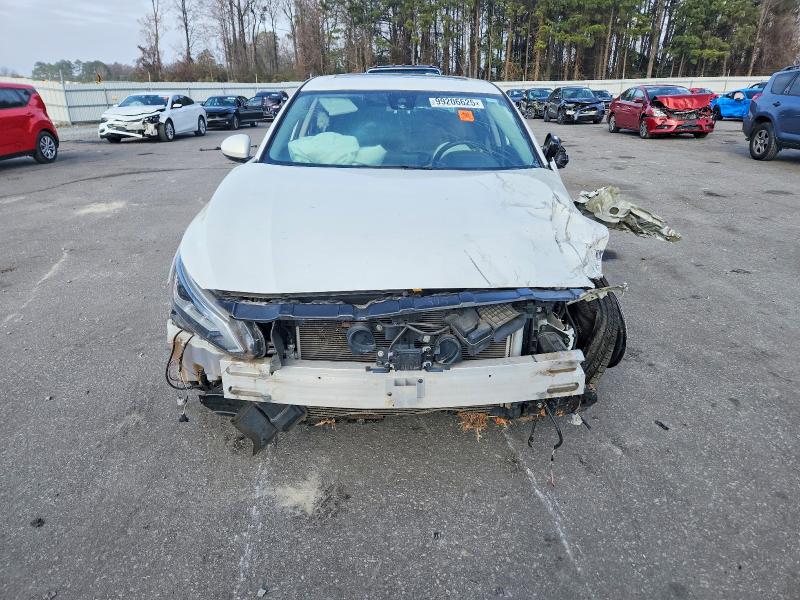 Photo 5 from auction – 2020 NISS ALTIMA with VIN 1N4BL4DV6LC131732