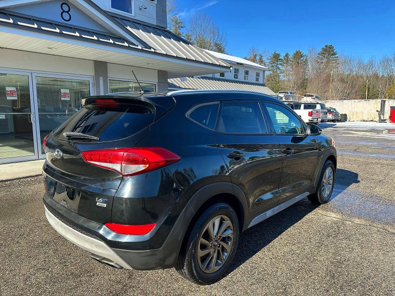 Photo 4 from auction – 2017 HYUNDAI TUCSON LIM with VIN KM8J3CA23HU506998