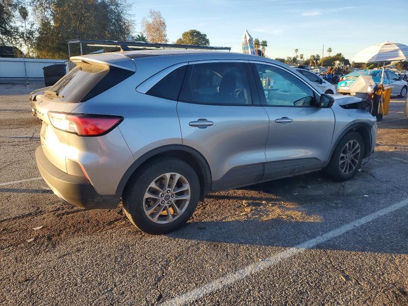 Photo 3 from auction – 2022 FORD ESCAPE with VIN 1FMCU0G61NUB51520
