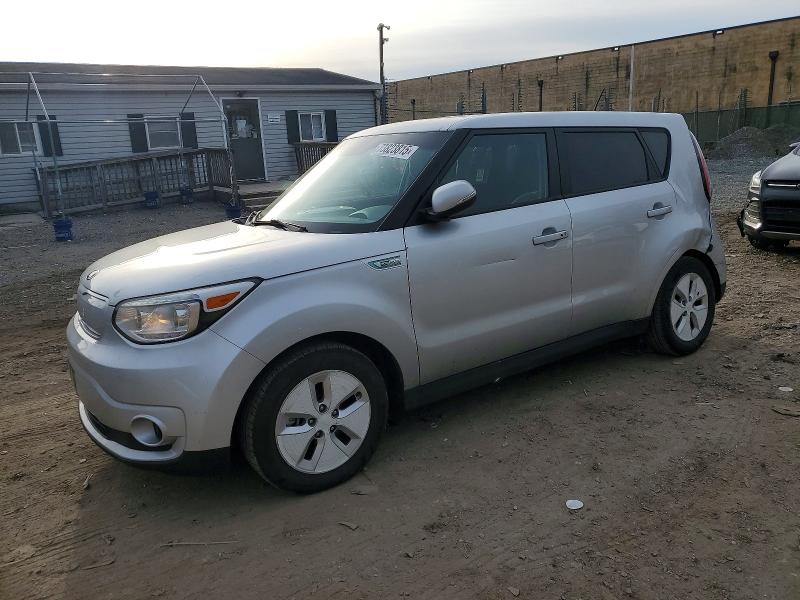 KIA SOUL EV 2016 with VIN KNDJP3AE8G7006920 - Photo from auction