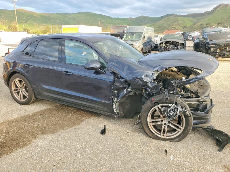 Photo 4 from auction – 2022 PORSCHE MACAN with VIN WP1AA2A50NLB07111