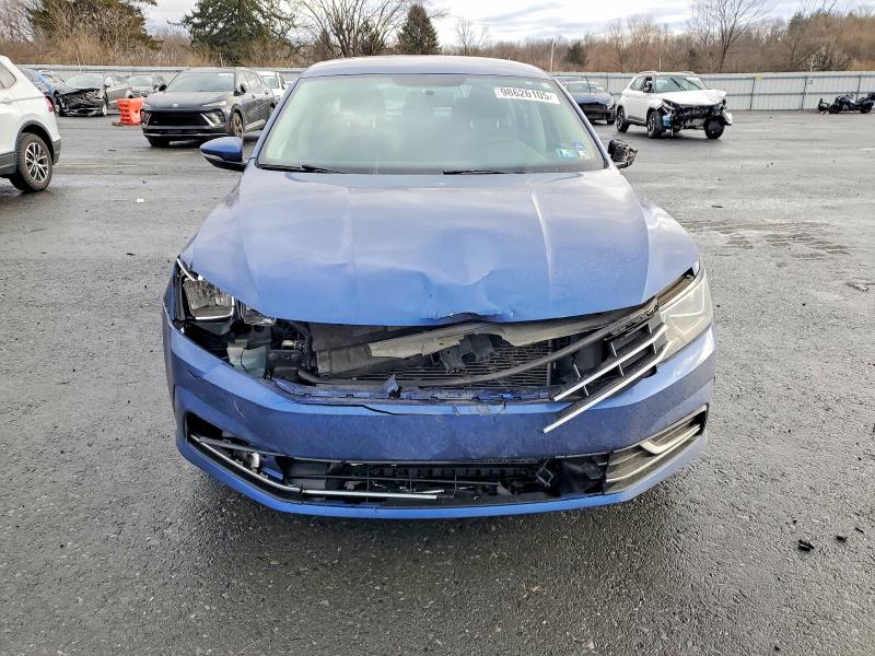 Photo 5 from auction – 2016 VOLKSWAGEN PASSAT S with VIN 1VWAT7A34GC057384