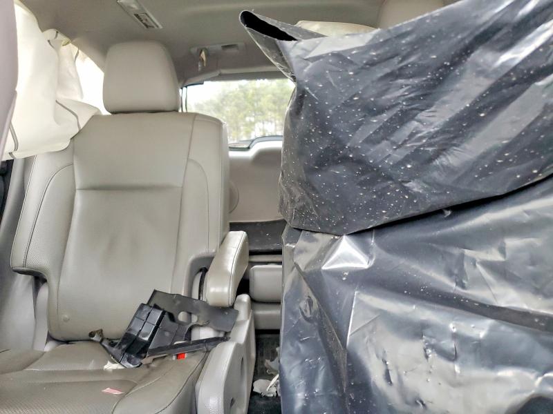 Photo 10 from auction – 2016 TOYOTA HIGHLANDER with VIN 5TDYKRFHXGS173417