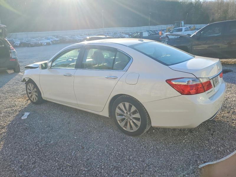 Photo 2 from auction – 2015 HONDA ACCORD EXL with VIN 1HGCR2F81FA089819