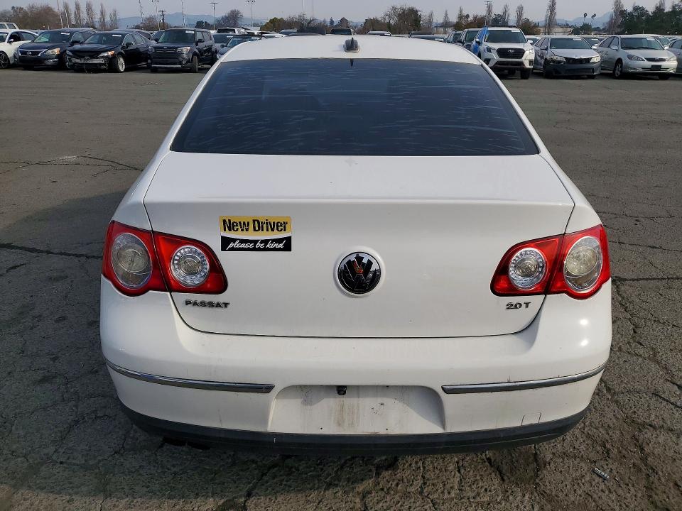 Photo 6 from auction – 2006 VOLKSWAGEN PASSAT 2.0 with VIN WVWEK73C06P163830