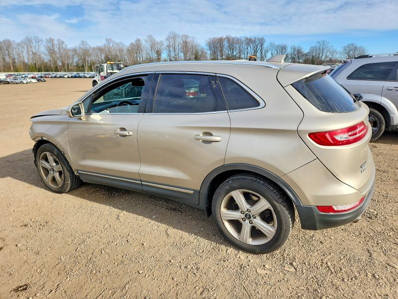 Photo 2 from auction – 2015 LINCOLN MKC with VIN 5LMCJ1A99FUJ23058