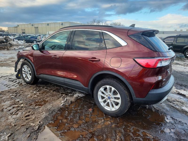 Photo 2 from auction – 2021 FORD ESCAPE SE with VIN 1FMCU9G63MUB00149
