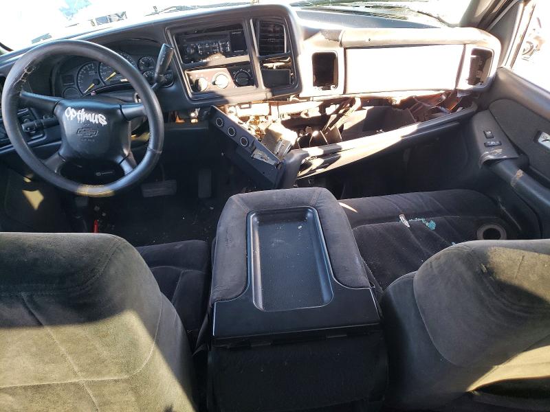 Photo 8 from auction – 2001 CHEVROLET SILVERADO with VIN 2GCEC19T011250716