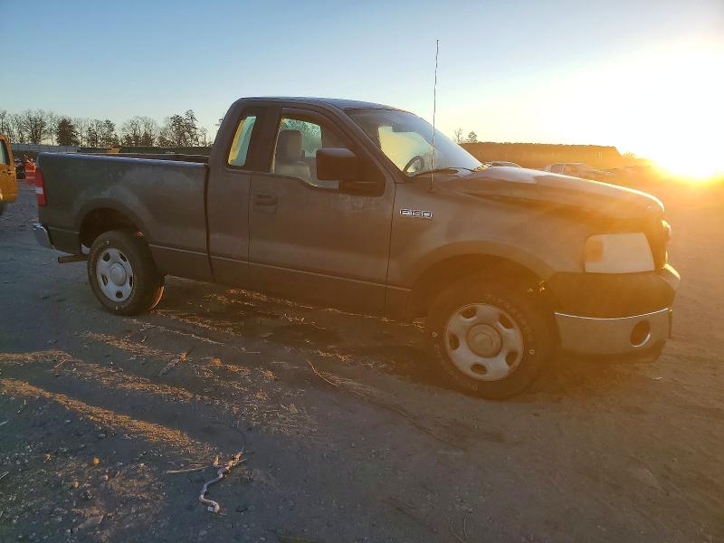 Photo 4 from auction – 2006 FORD F150 with VIN 1FTRF12W86NA65493