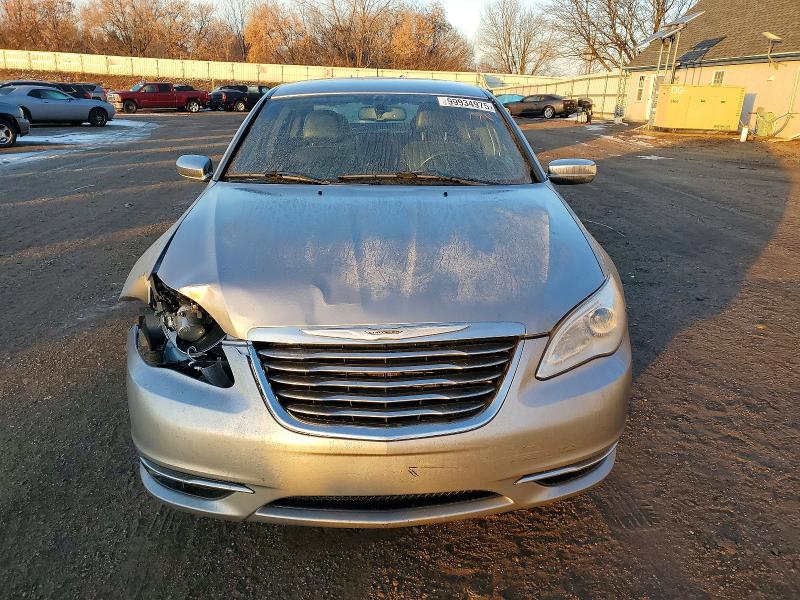 Photo 5 from auction – 2014 CHRYSLER 200 LIMITE with VIN 1C3CCBCG7EN172887