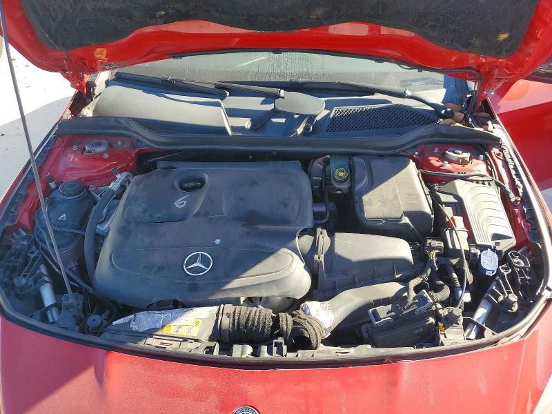 Photo 11 from auction – 2018 MERCEDES-BENZ CLA 250 with VIN WDDSJ4EB8JN689772