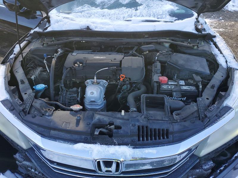 Photo 11 from auction – 2016 HONDA ACCORD with VIN 1HGCR2F86GA216386