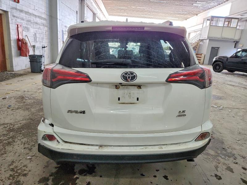 Photo 6 from auction – 2017 TOYOTA RAV4 with VIN JTMBFREV3HD208071