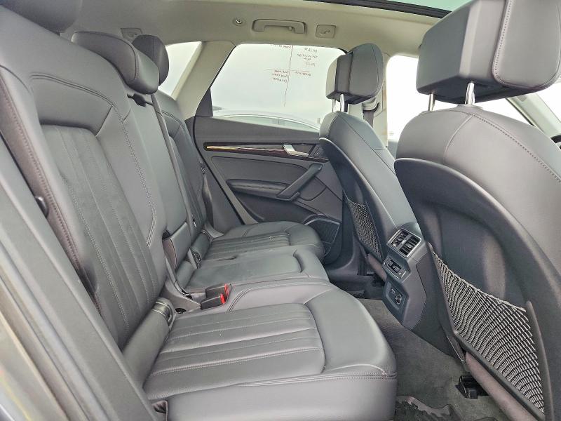 Photo 10 from auction – 2019 AUDI Q5 PREMIUM with VIN WA1BNAFY1K2065633