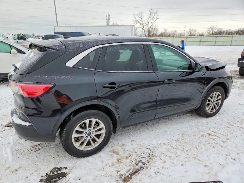 Photo 3 from auction – 2022 FORD ESCAPE with VIN 1FMCU9G61NUB86420