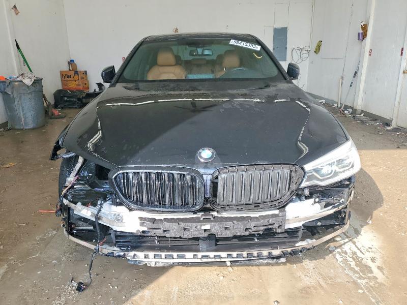 Photo 5 from auction – 2017 BMW 540 I with VIN WBAJE5C31HG916677