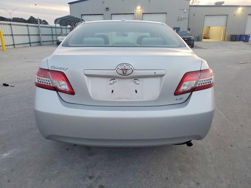 Photo 6 from auction – 2011 TOYOTA CAMRY with VIN 4T1BF3EK1BU210634