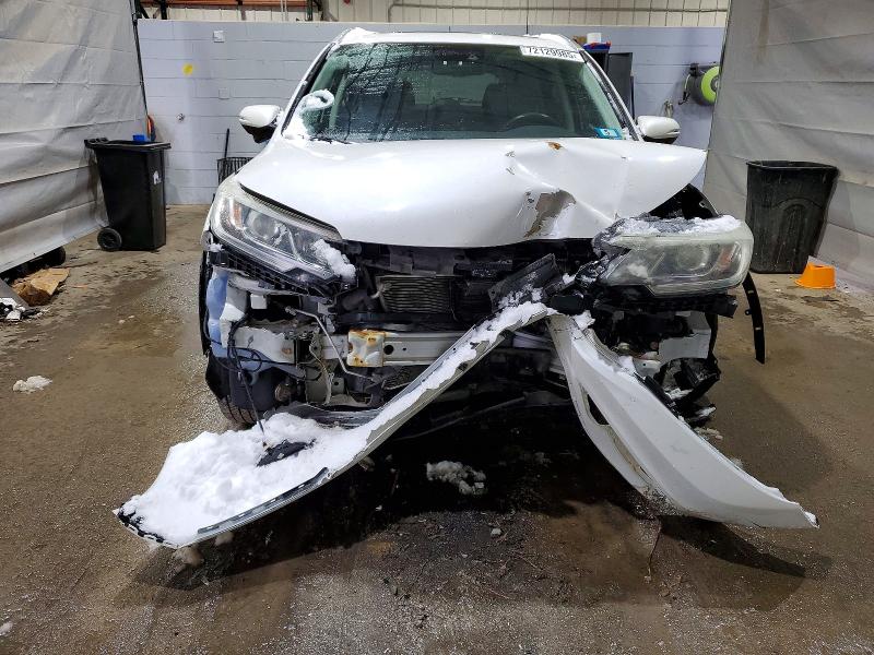 Photo 5 from auction – 2016 HONDA CR-V TOURI with VIN 5J6RM4H95GL002030