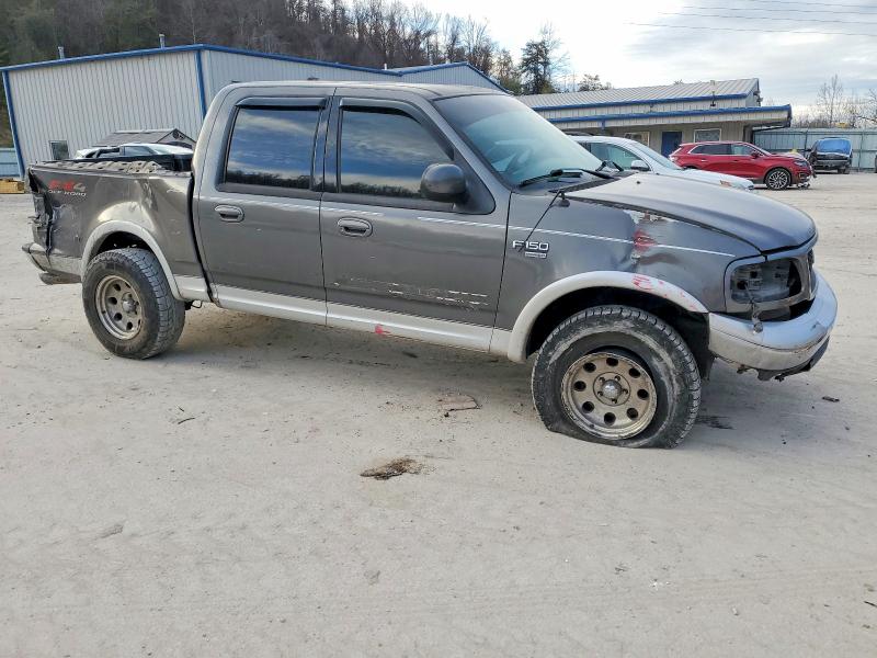Photo 4 from auction – 2003 FORD F150 with VIN 1FTRW08L83KB51875