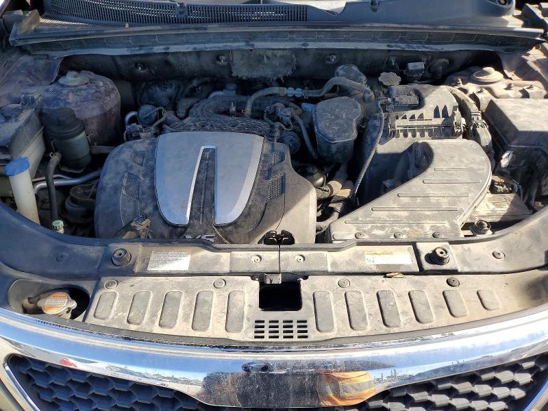 Photo 12 from auction – 2011 KIA SORENTO BA with VIN 5XYKTDA22BG099263