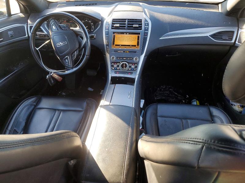 Photo 8 from auction – 2019 LINCOLN MKZ with VIN 3LN6L5A92KR611738