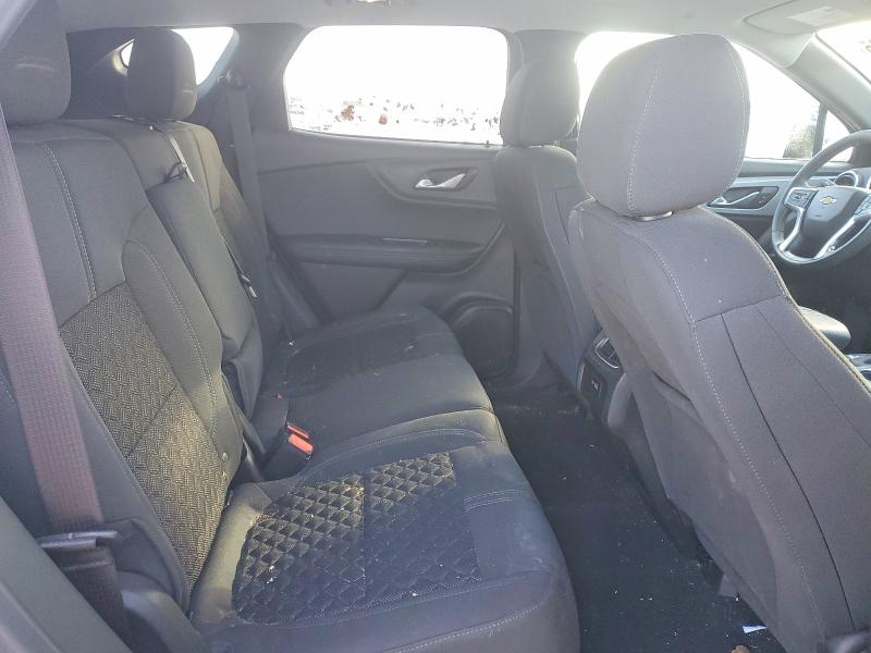 Photo 11 from auction – 2022 CHEVROLET BLAZER with VIN 3GNKBCR47NS150690