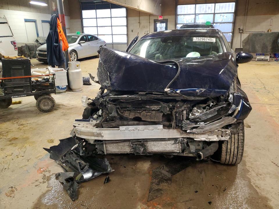 Photo 5 from auction – 2019 HONDA ACCORD with VIN 1HGCV2F56KA012780
