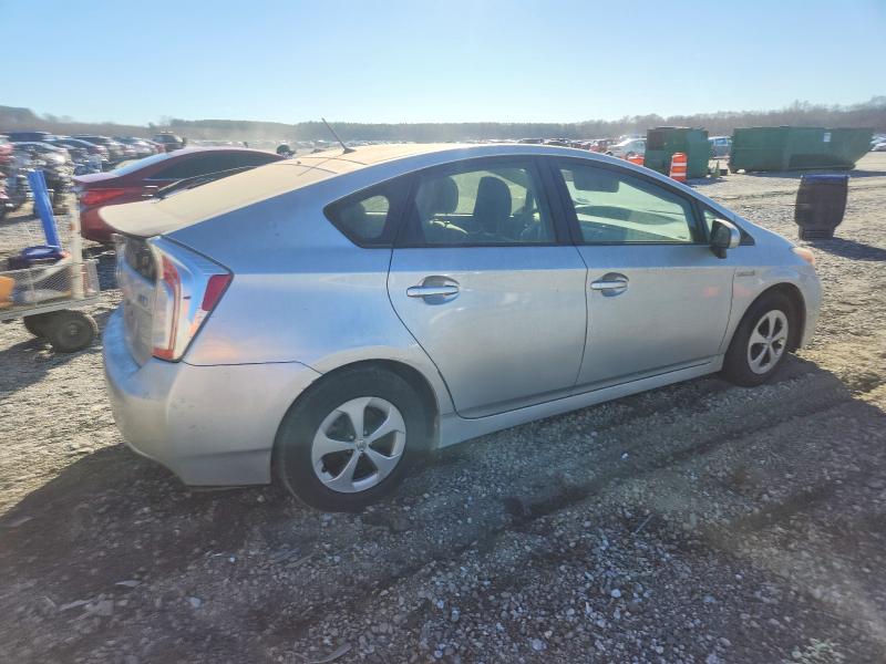 Photo 3 from auction – 2012 TOYOTA PRIUS with VIN JTDKN3DU7C5446145