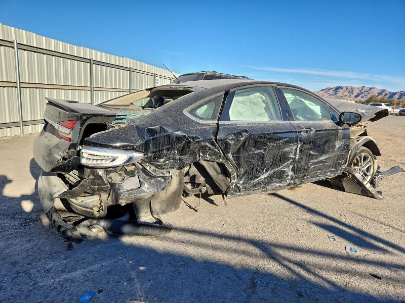 Photo 3 from auction – 2017 FORD FUSION SE with VIN 3FA6P0HD1HR271647