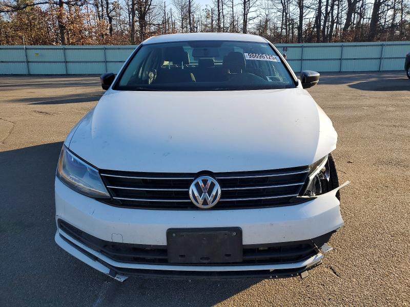 Photo 5 from auction – 2016 VOLKSWAGEN JETTA S with VIN 3VW167AJ8GM369728