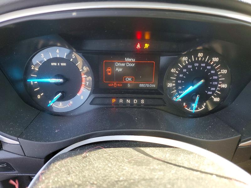 Photo 9 from auction – 2016 FORD FUSION SE with VIN 3FA6P0H71GR389755