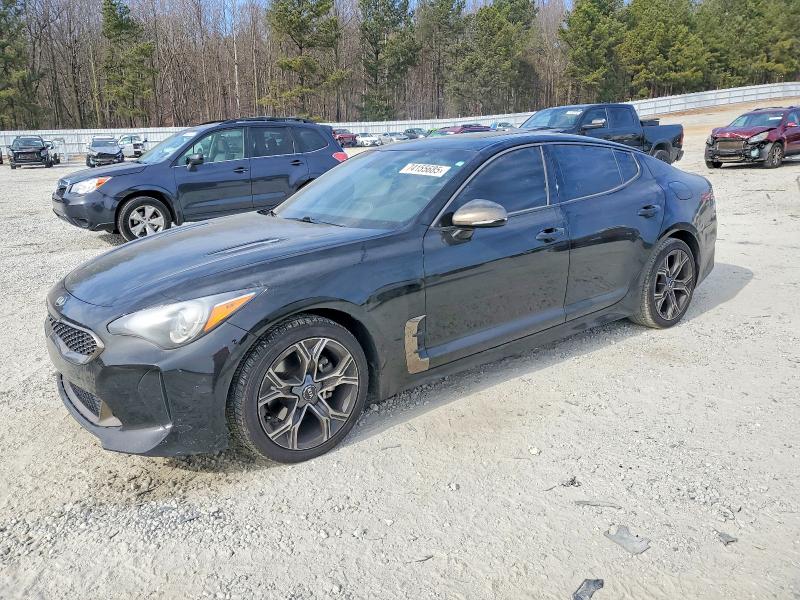 KIA STINGER 2020 with VIN KNAE15LA4L6077229 - Photo from auction