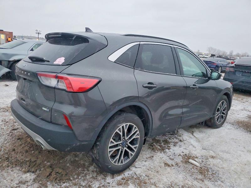 Photo 3 from auction – 2020 FORD ESCAPE SEL with VIN 1FMCU9H69LUC23290