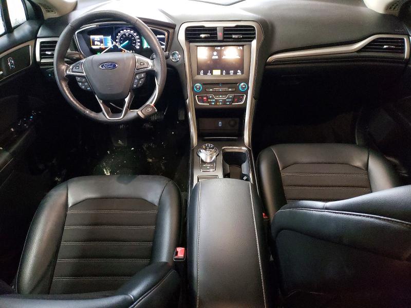 Photo 8 from auction – 2017 FORD FUSION SE with VIN 3FA6P0H70HR389974