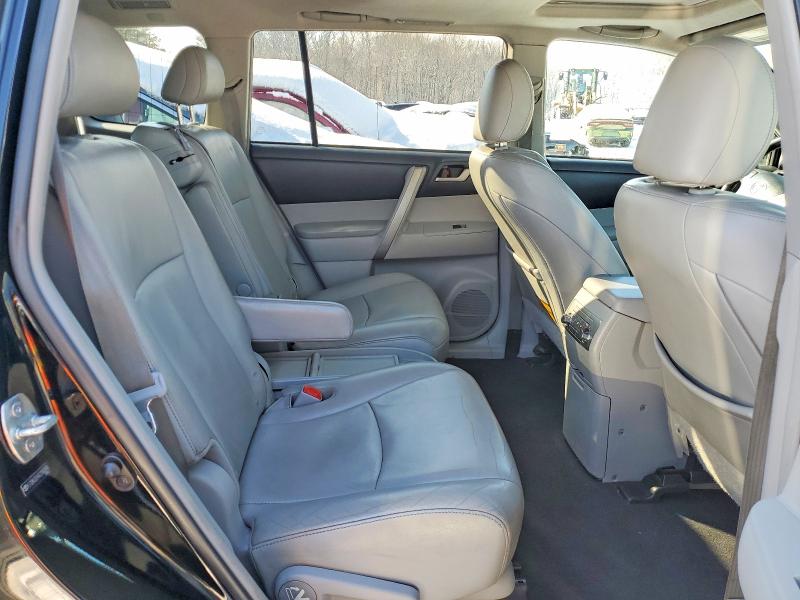 Photo 10 from auction – 2012 TOYOTA HIGHLANDER with VIN 5TDBK3EH4CS162976