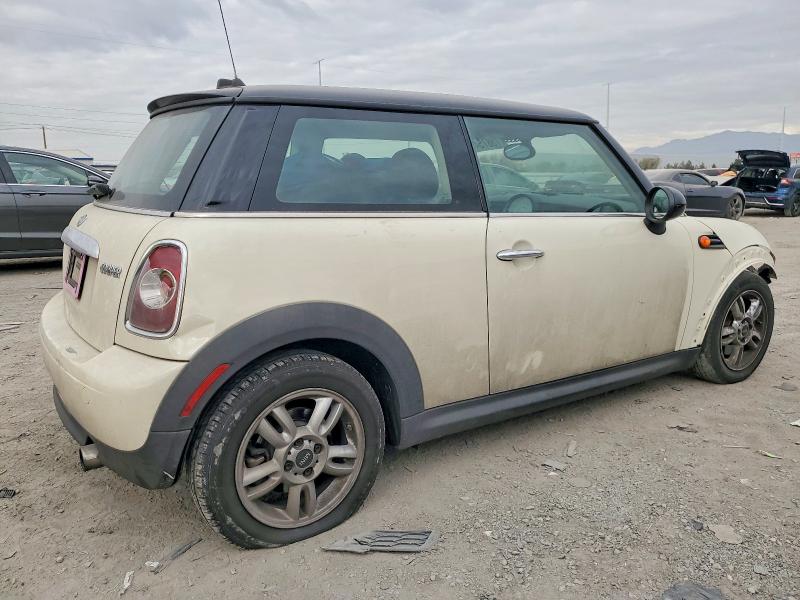 Photo 3 from auction – 2012 MINI COOPER with VIN WMWSU3C58CT260684