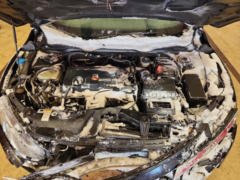 Photo 11 from auction – 2016 HONDA CIVIC LX with VIN 19XFC2E52GE007924