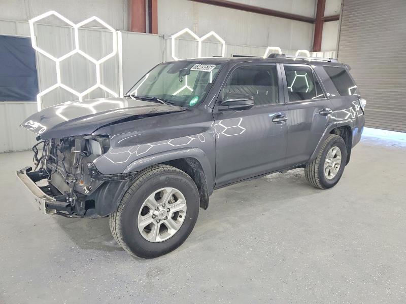 TOYOTA 4RUNNER SR 2023 z numerem VIN JTEEU5JRXP5285643 - Zdjęcie z aukcji